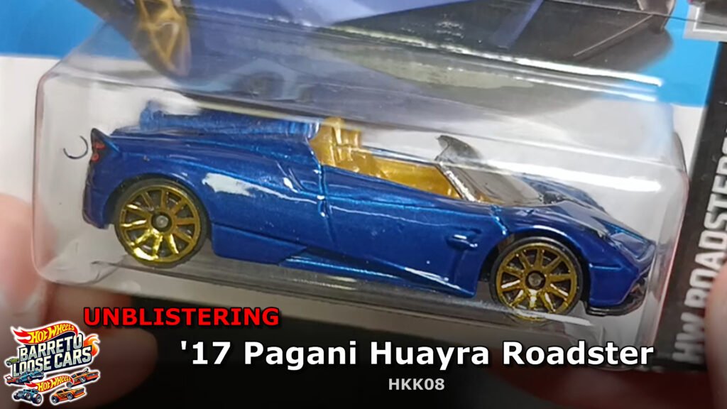 unblistering '17 pagani huayra roadster hkk08