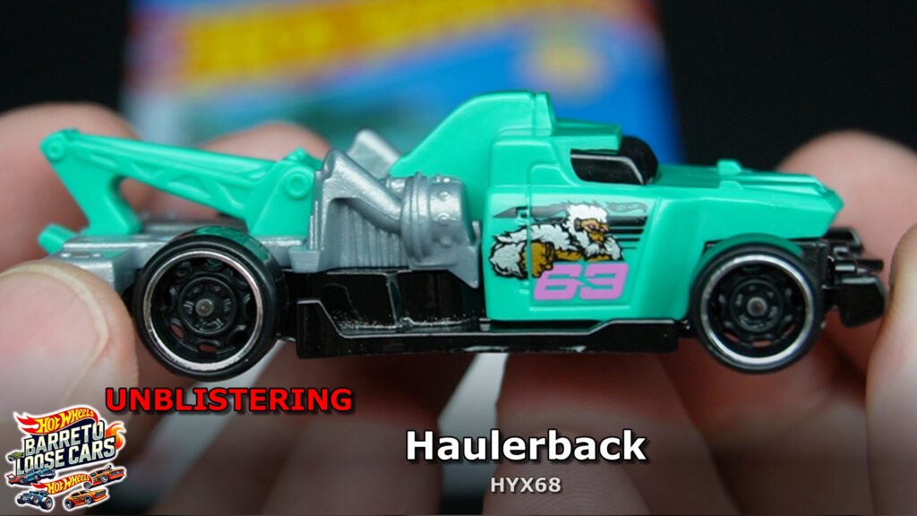 Review completo do Haulerback Hot Wheels (HYX68) Mainline 2025.