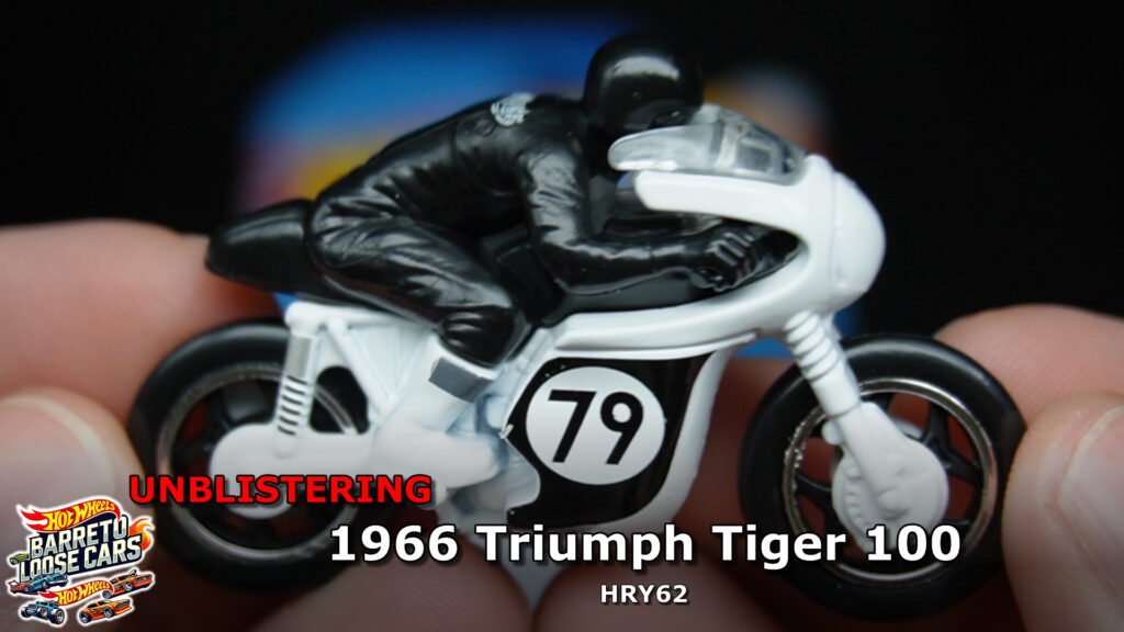 Review completo da moto 1966 Triumph Tiger 100 Hot Wheels (HRY62)